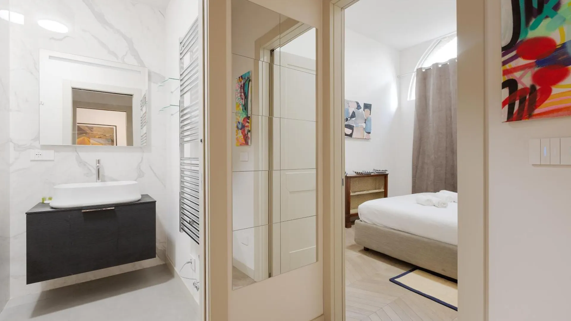 Guesthost - Cordusio Enchanting Apartment Milán