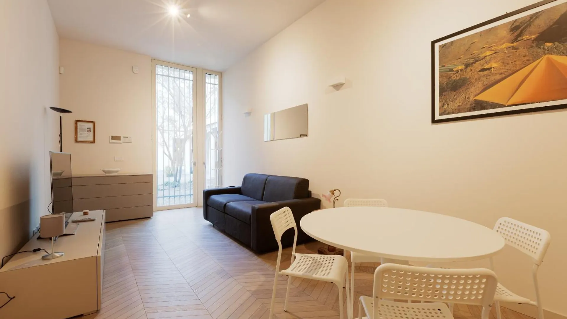 Guesthost - Cordusio Enchanting Apartment location